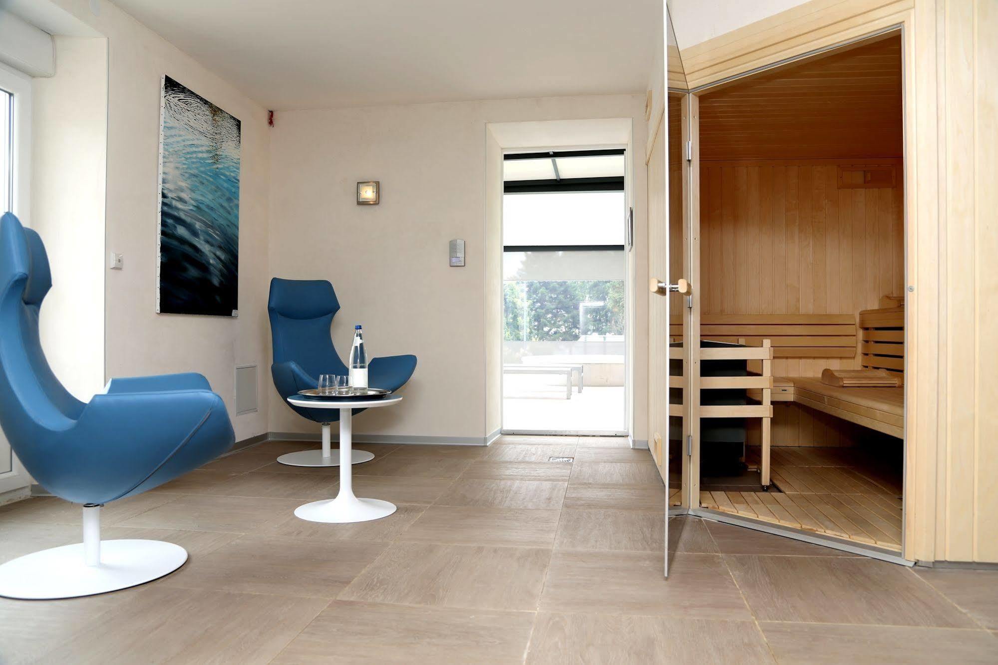 Logis Hotel Restaurant Spa Beau Site Luxeuil-les-Bains Eksteriør billede